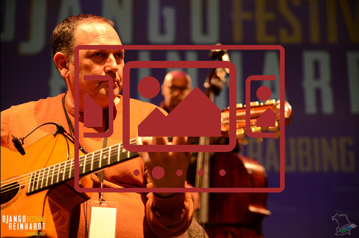 Das slideshow-Fenster zu den Bildern vom 'Django Reinhardt Festival 2019' anzeigen ...
