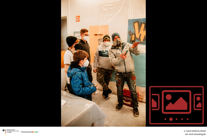 Das slideshow-Fenster mit Bildern zum Projekt '„Farbenblind“ – Für Vielfalt, Toleranz und Solidarität' anzeigen ...