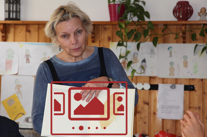 Das slideshow-Fenster mit begleitenden Bildern 'Iwona Chmielewska – Der Wert des Bilderbuchs - ...zu Gast in der Gruppe Don Bosch des Nardiniheims am Bildungszentrum St. Wolfgang' anzeigen ...