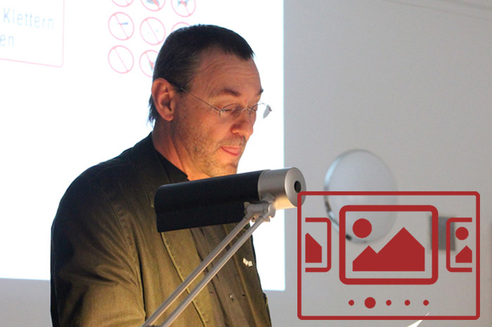 Das slideshow-Fenster mit begleitenden Bildern zu unserer Auftakt-Veranstaltung 'Projektzyklus zu Janusz Korczak' anzeigen ...