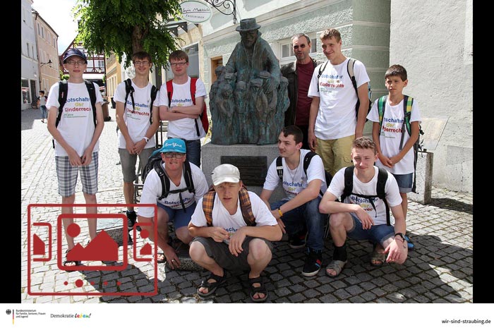 Das slideshow-Fenster mit begleitenden Bildern zu unserer Exkursion nach Günzburg anzeigen ...