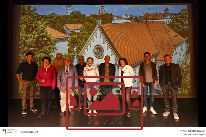 Impressionen von der Film-Premiere am 30.09.2021 im Theater am Hagen - Straubing